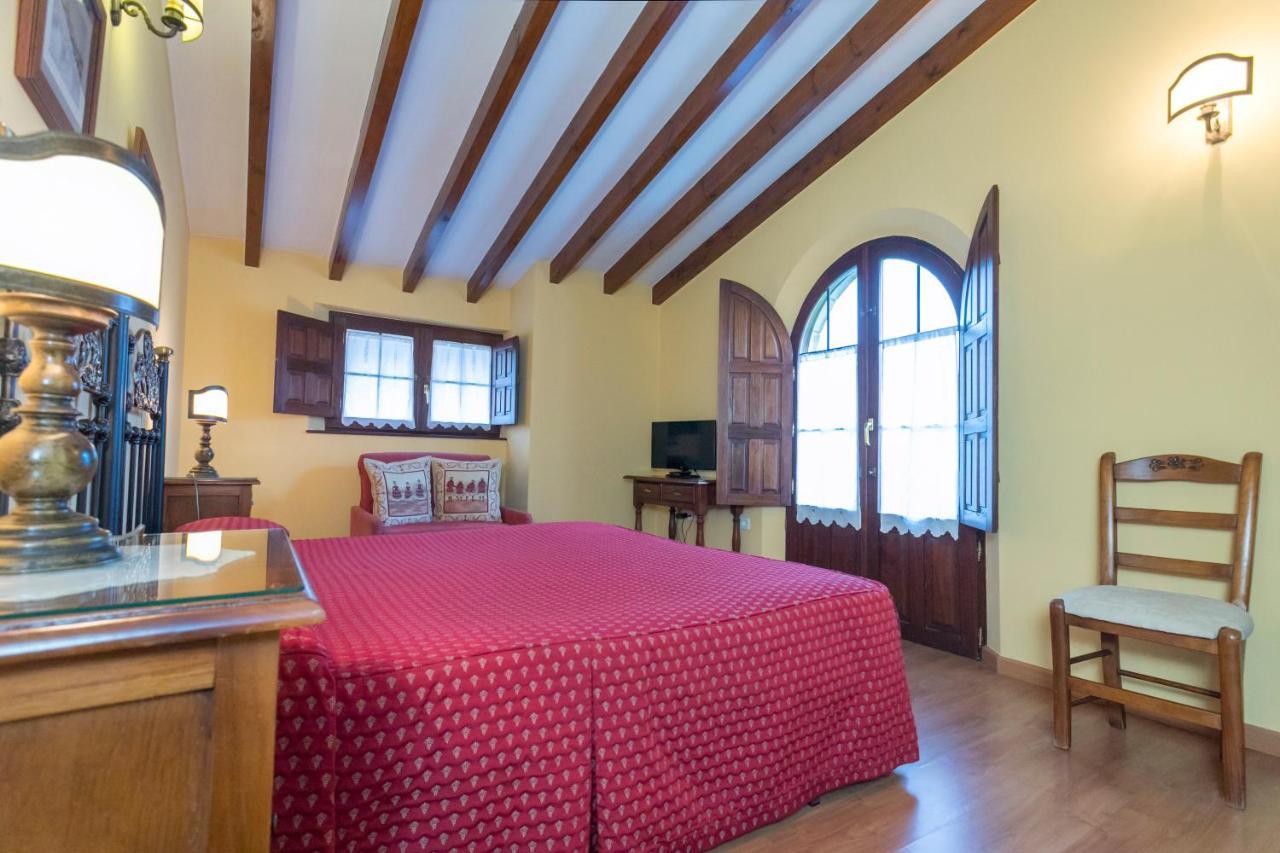 Posada De La Abadia - Adults Only Santillana del Mar Extérieur photo