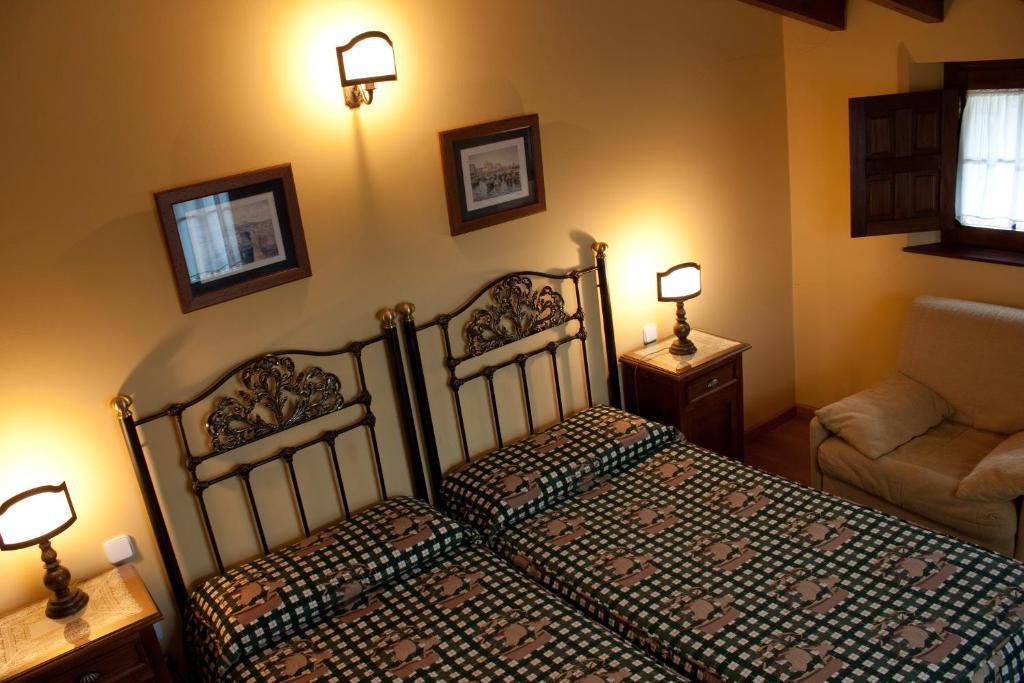 Posada De La Abadia - Adults Only Santillana del Mar Extérieur photo