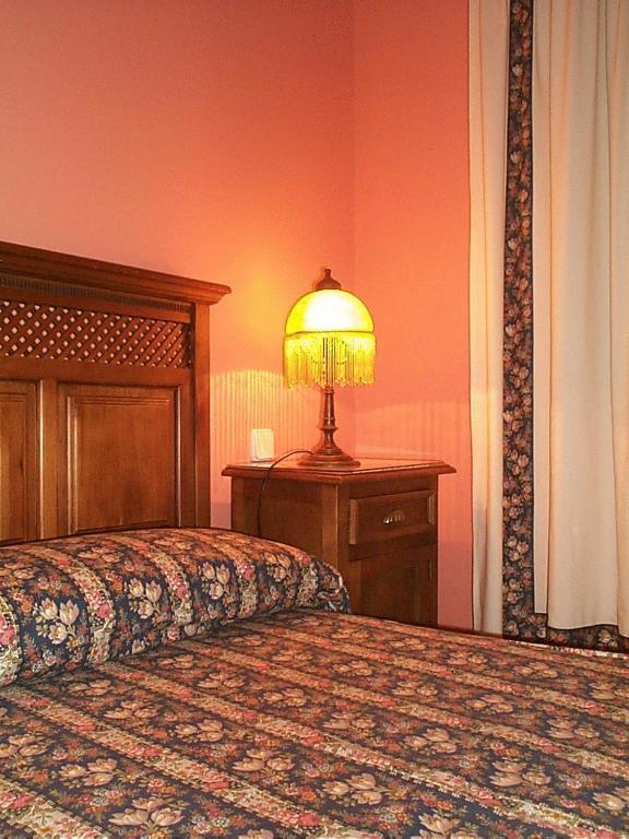 Posada De La Abadia - Adults Only Santillana del Mar Chambre photo